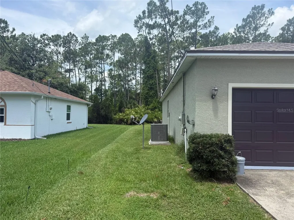 18 Poinbury Drive Palm Coast FL 32164