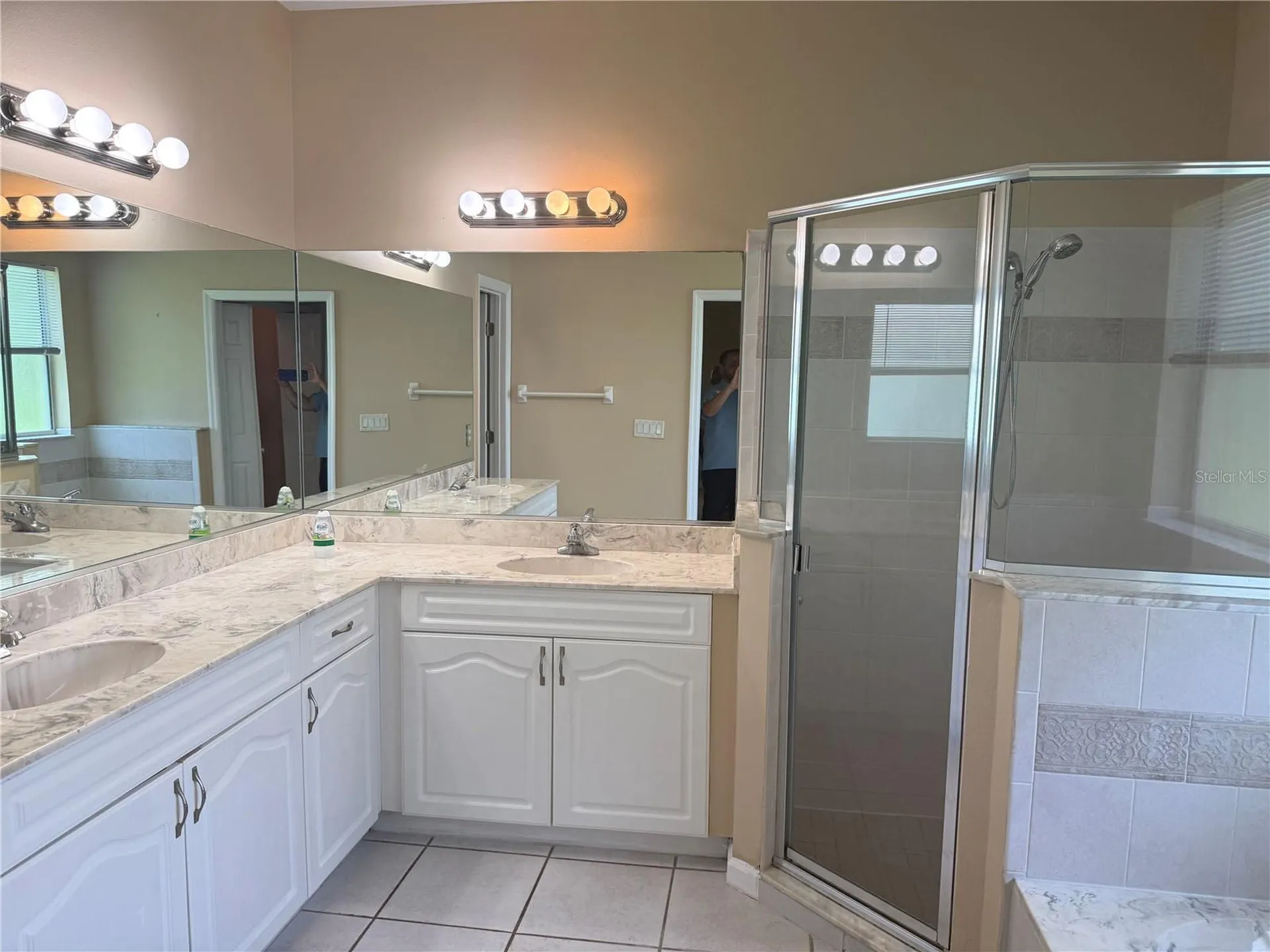 18 Poinbury Drive Palm Coast FL 32164