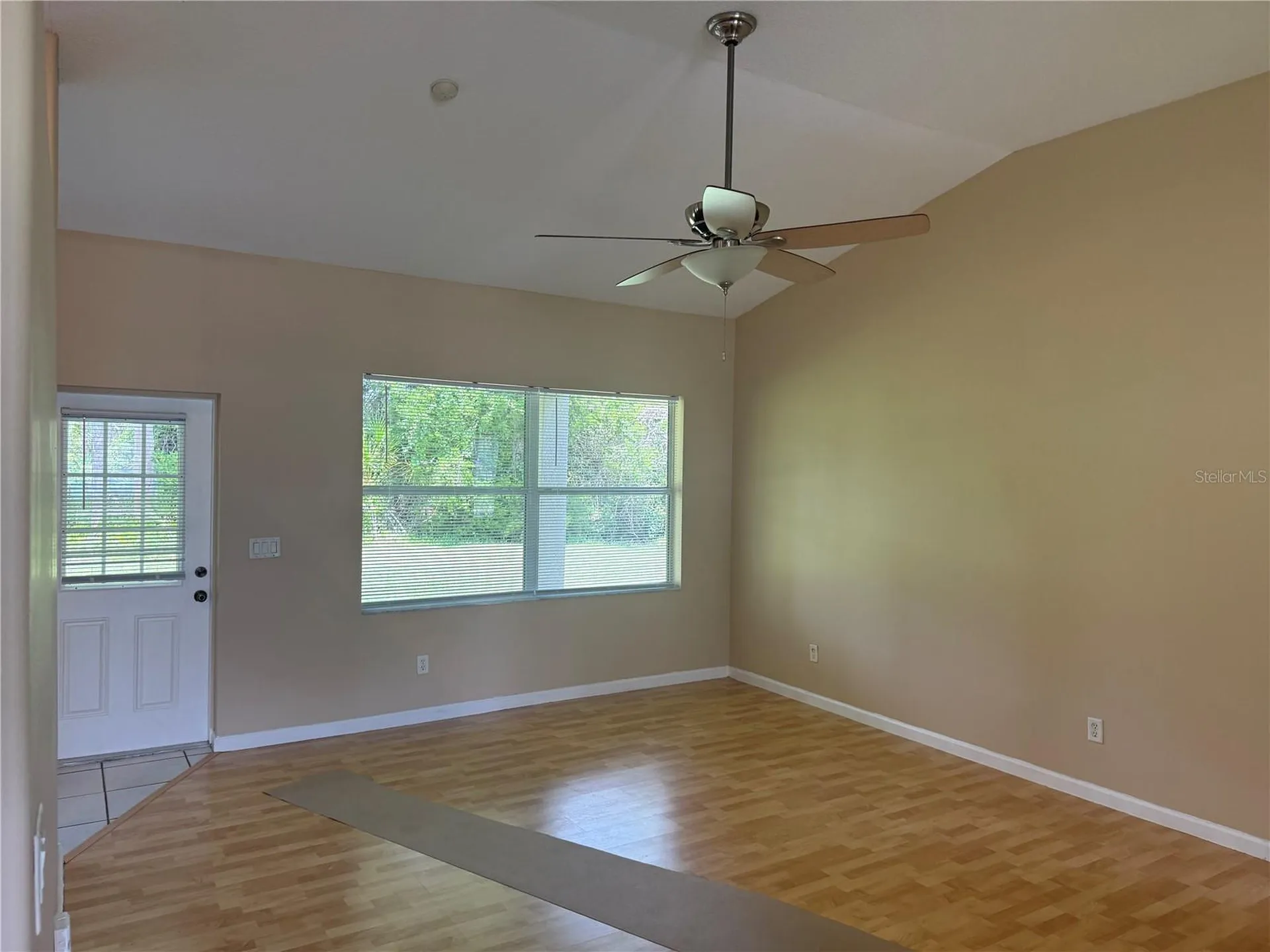18 Poinbury Drive Palm Coast FL 32164