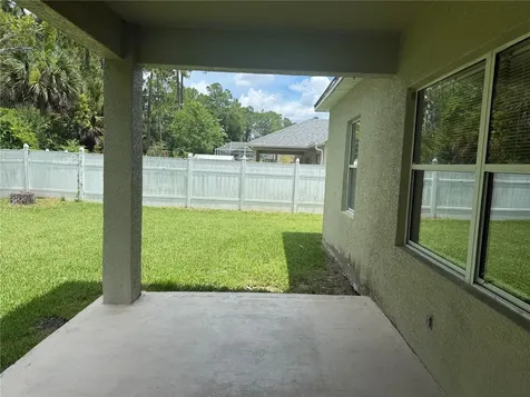 18 Poinbury Drive Palm Coast FL 32164