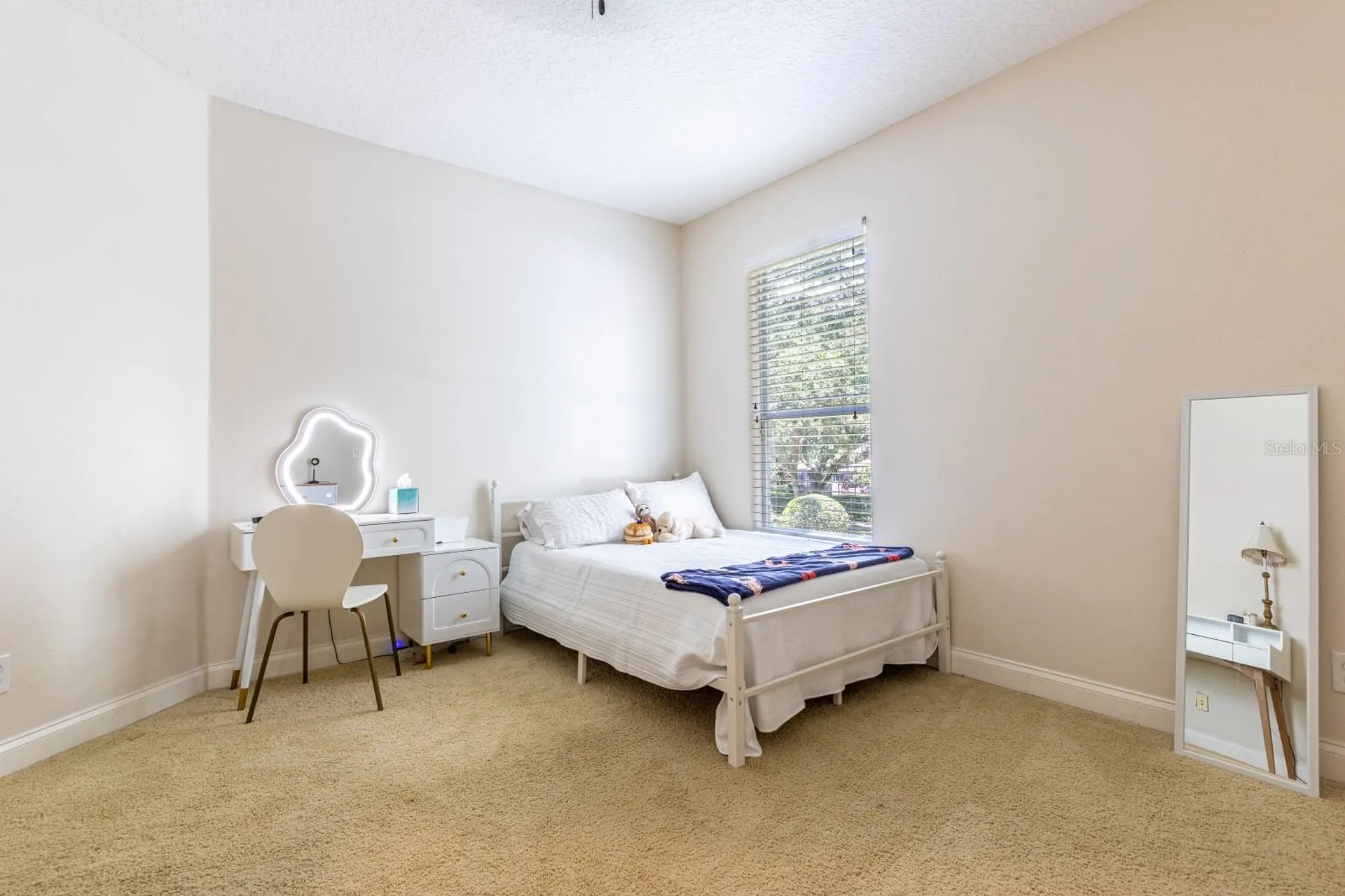 25846 Feather Ridge Lane Sorrento FL 32776