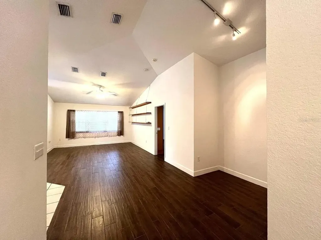 1485 Donegan Road Largo FL 33771