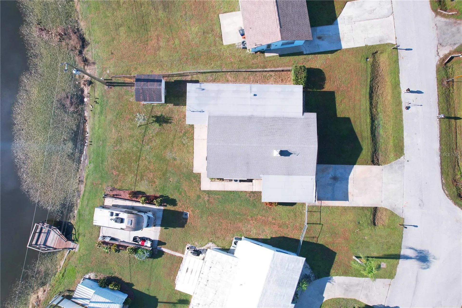 275 Lakeview Drive North Fort Myers FL 33917