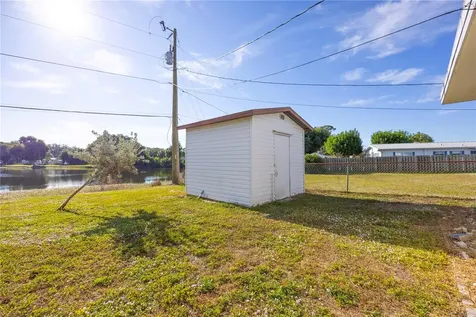 275 Lakeview Drive North Fort Myers FL 33917