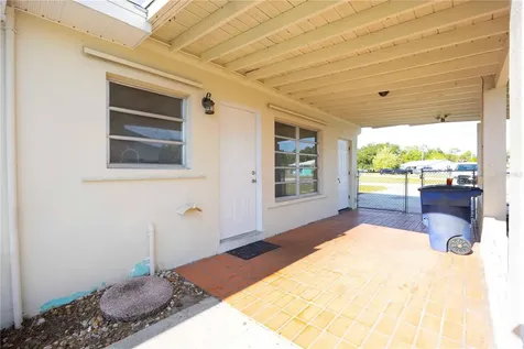 275 Lakeview Drive North Fort Myers FL 33917