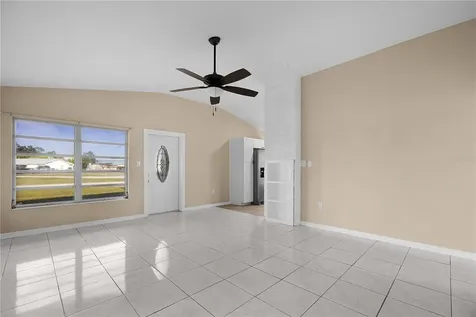275 Lakeview Drive North Fort Myers FL 33917