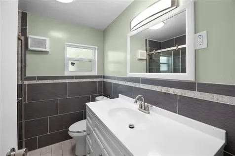 275 Lakeview Drive North Fort Myers FL 33917