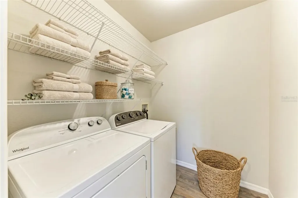 1195 Villagio Circle Sarasota FL 34237