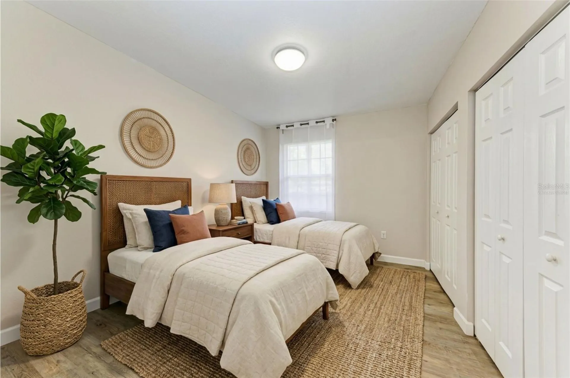 1195 Villagio Circle Sarasota FL 34237