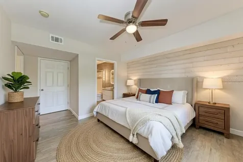 1195 Villagio Circle Sarasota FL 34237