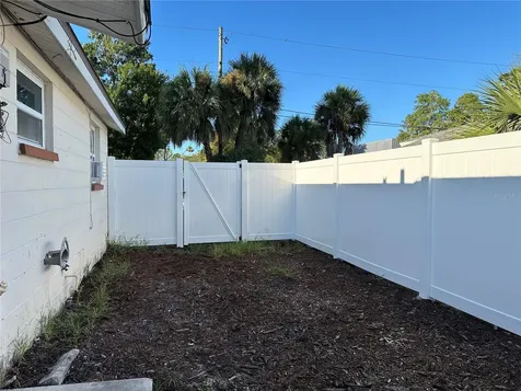 351 50th Avenue N St Petersburg FL 33703