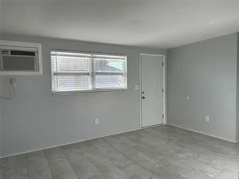 351 50th Avenue N St Petersburg FL 33703