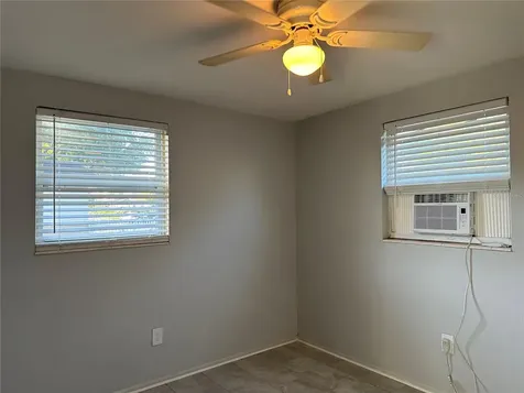 351 50th Avenue N St Petersburg FL 33703