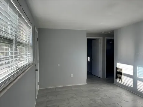 351 50th Avenue N St Petersburg FL 33703