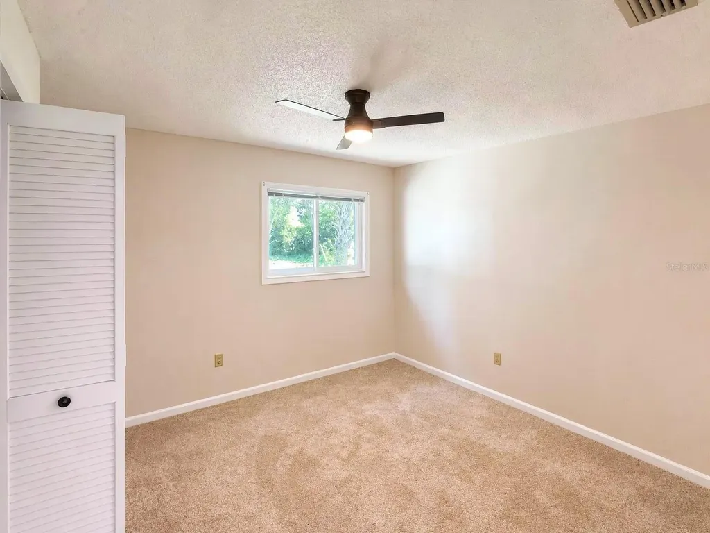 19 Banner Lane Palm Coast FL 32137