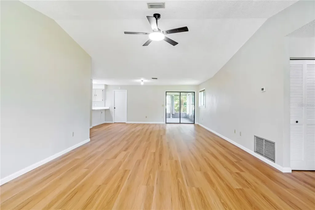 19 Banner Lane Palm Coast FL 32137