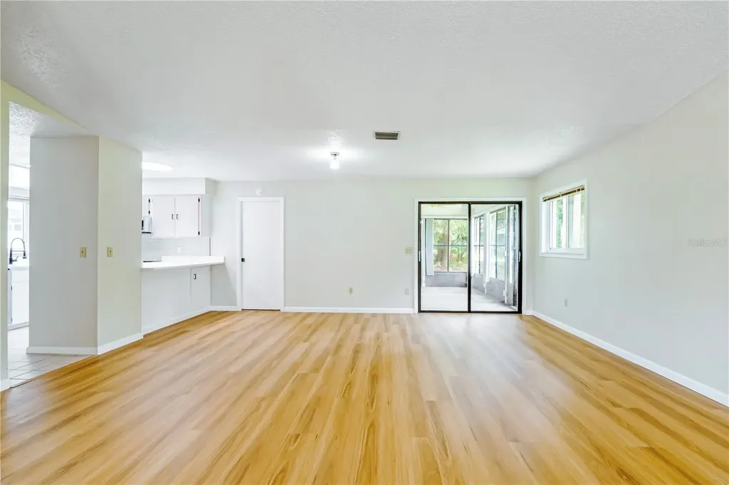 19 Banner Lane Palm Coast FL 32137