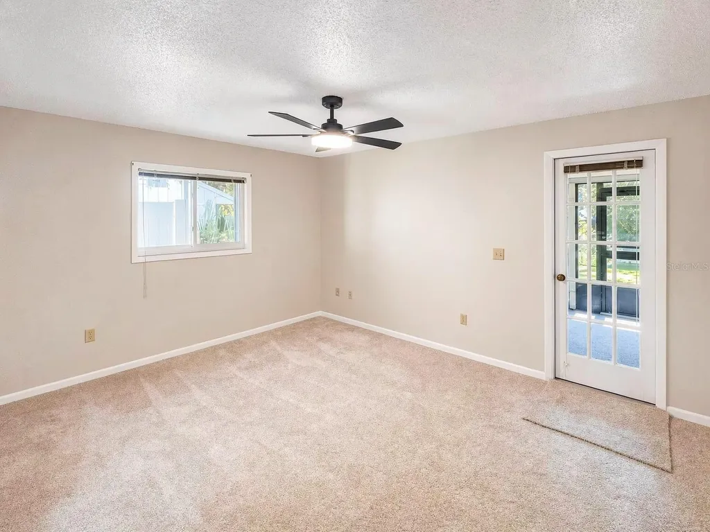 19 Banner Lane Palm Coast FL 32137