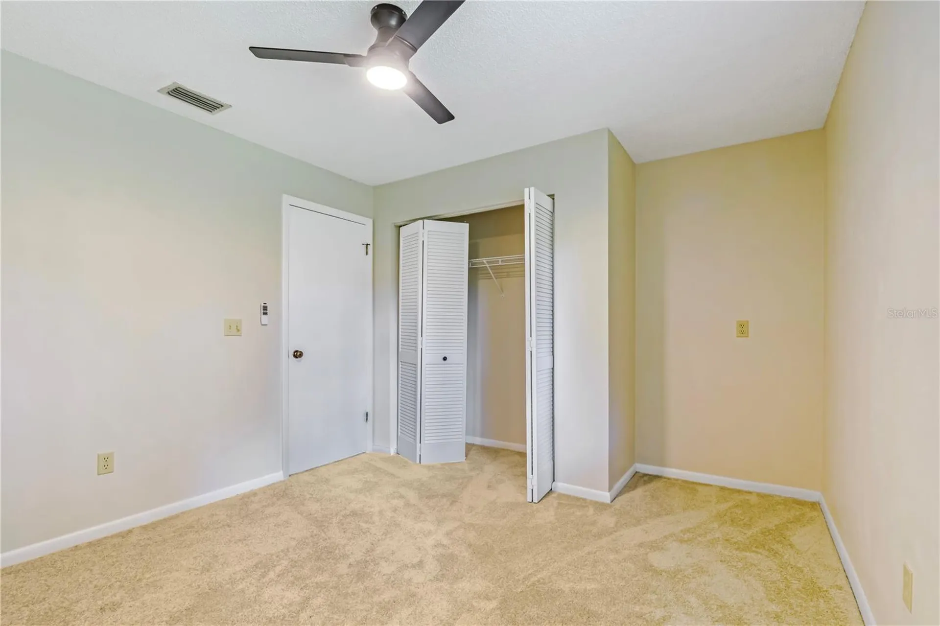 19 Banner Lane Palm Coast FL 32137
