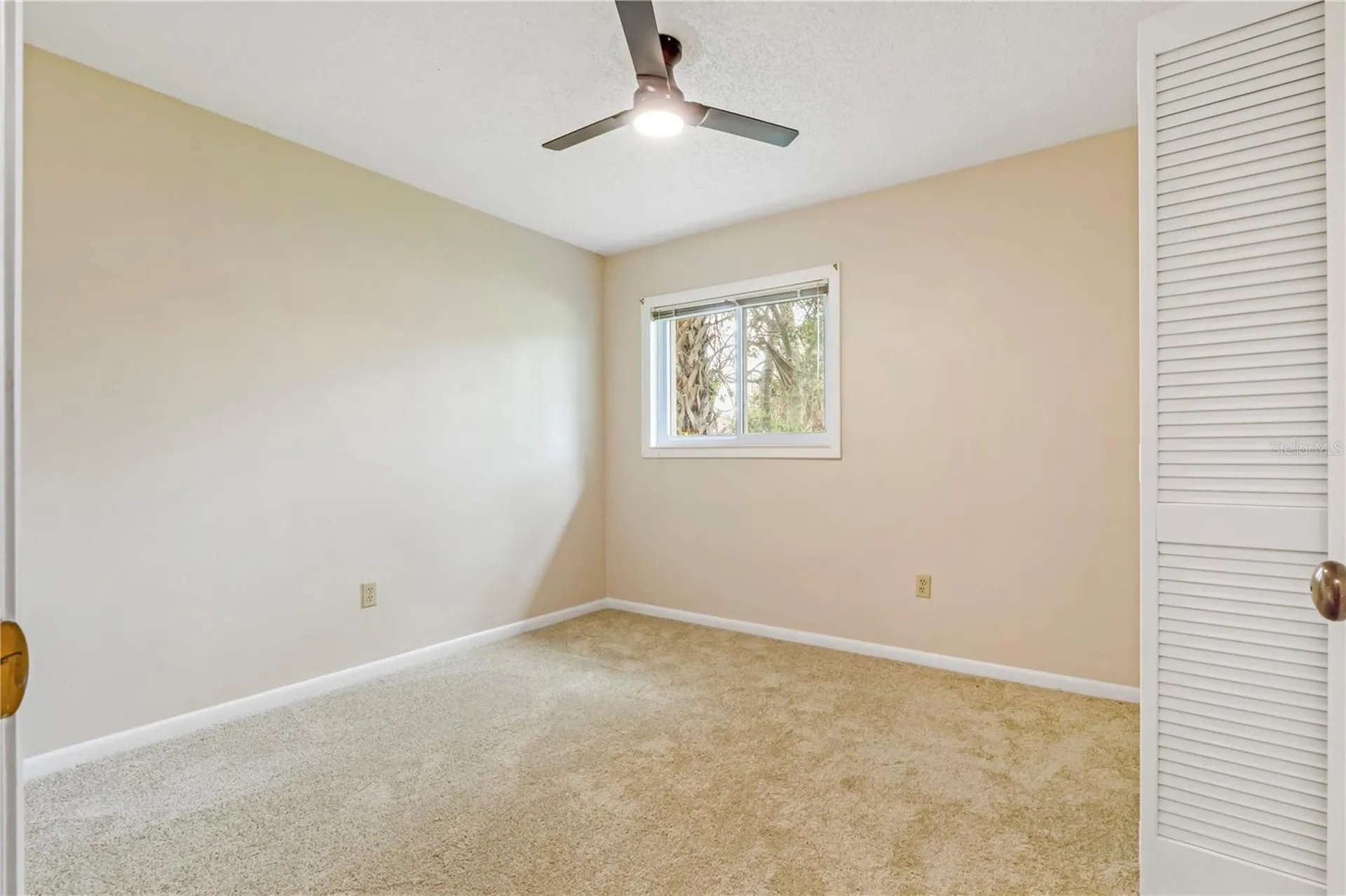 19 Banner Lane Palm Coast FL 32137