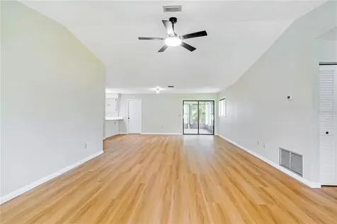 19 Banner Lane Palm Coast FL 32137
