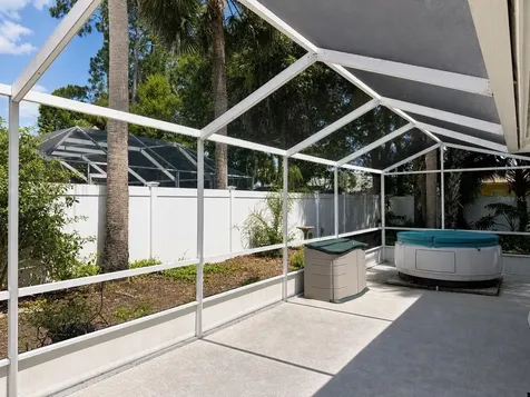 19 Banner Lane Palm Coast FL 32137