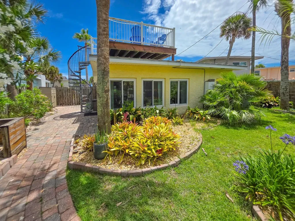 1208 S Central Avenue Flagler Beach FL 32136