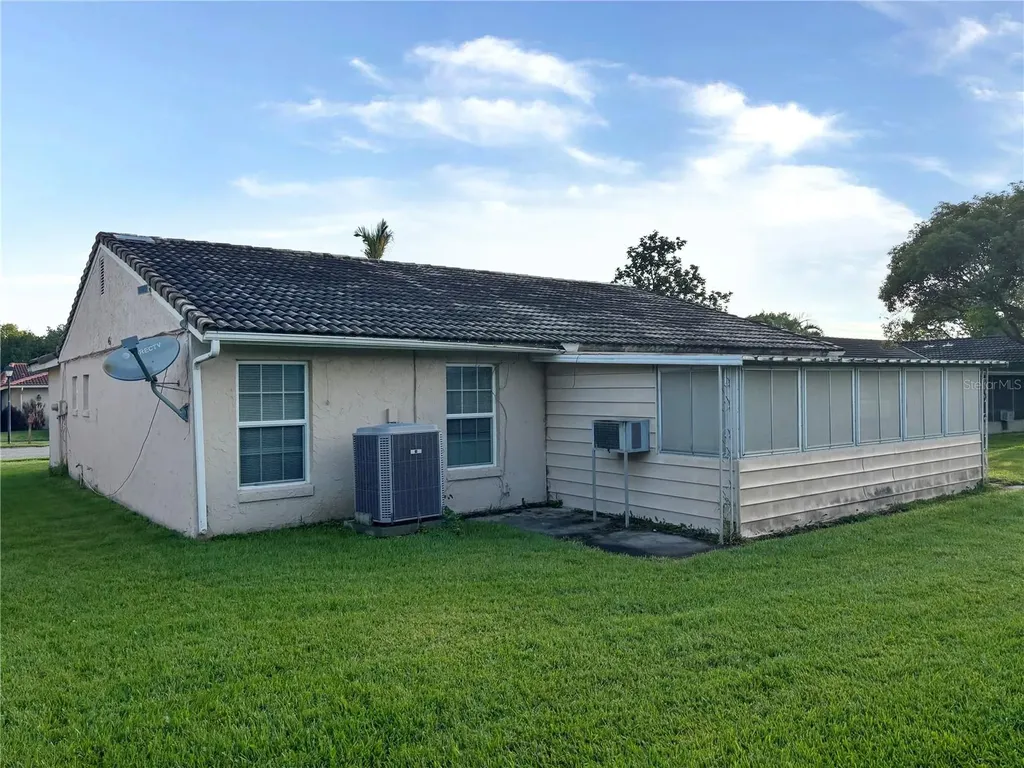 5528 Minute Man Court Orlando FL 32821