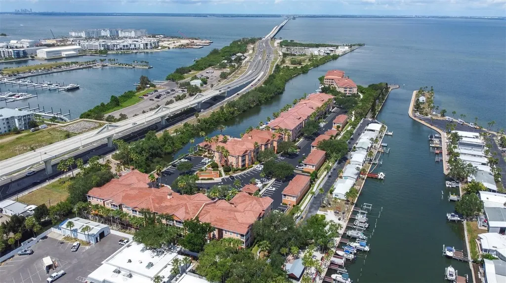 5000 Culbreath Key Way Tampa FL 33611