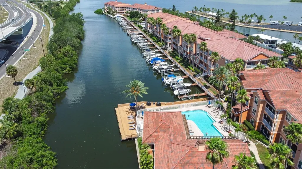 5000 Culbreath Key Way Tampa FL 33611