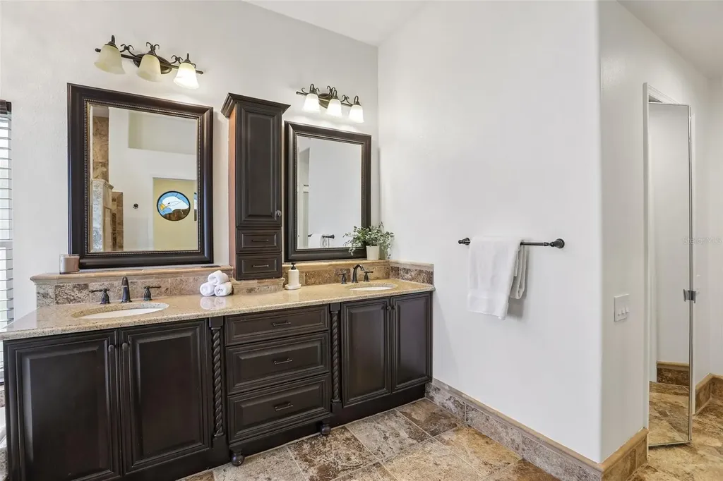 17722 Grey Eagle Road Tampa FL 33647