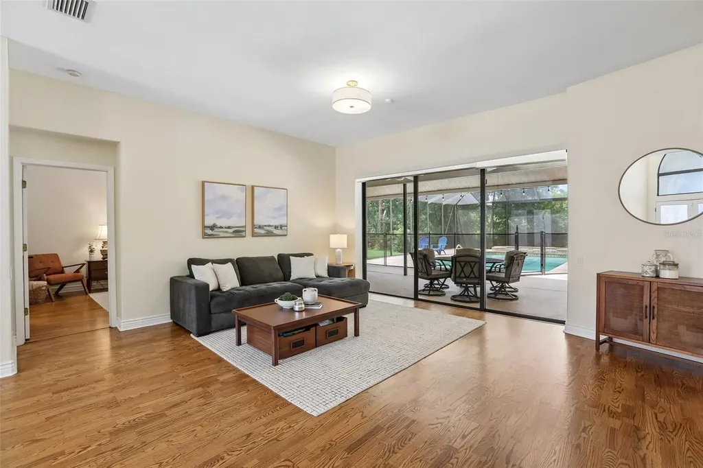 17722 Grey Eagle Road Tampa FL 33647