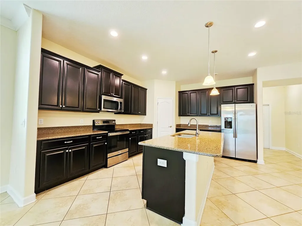 7468 Fairgrove Avenue Windermere FL 34786
