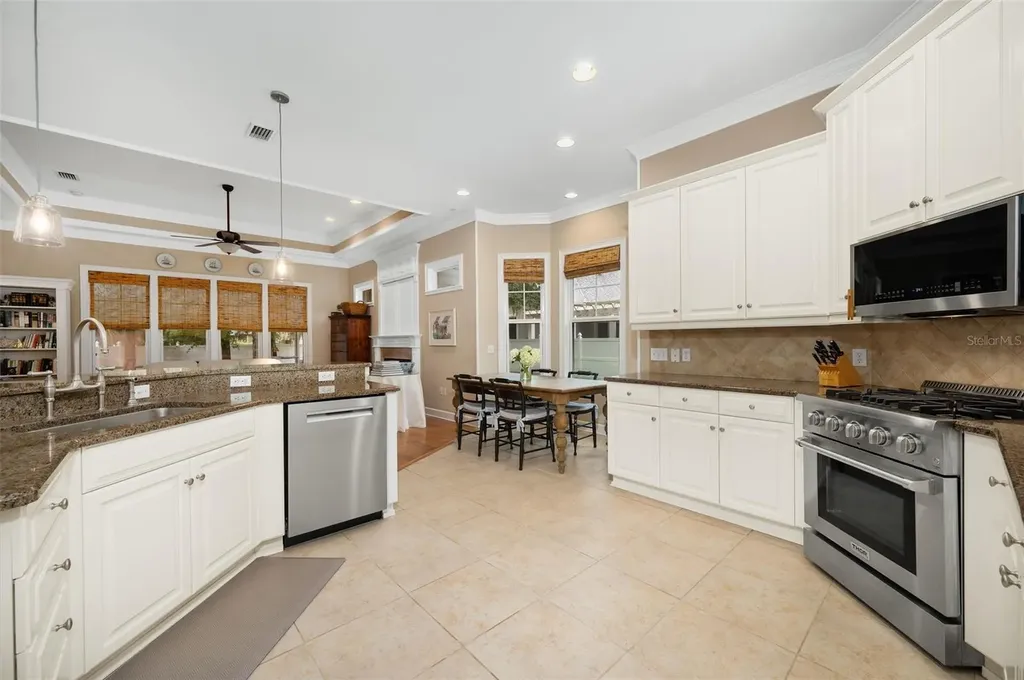 382 SW 131st Street Newberry FL 32669