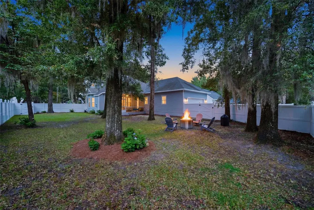 382 SW 131st Street Newberry FL 32669