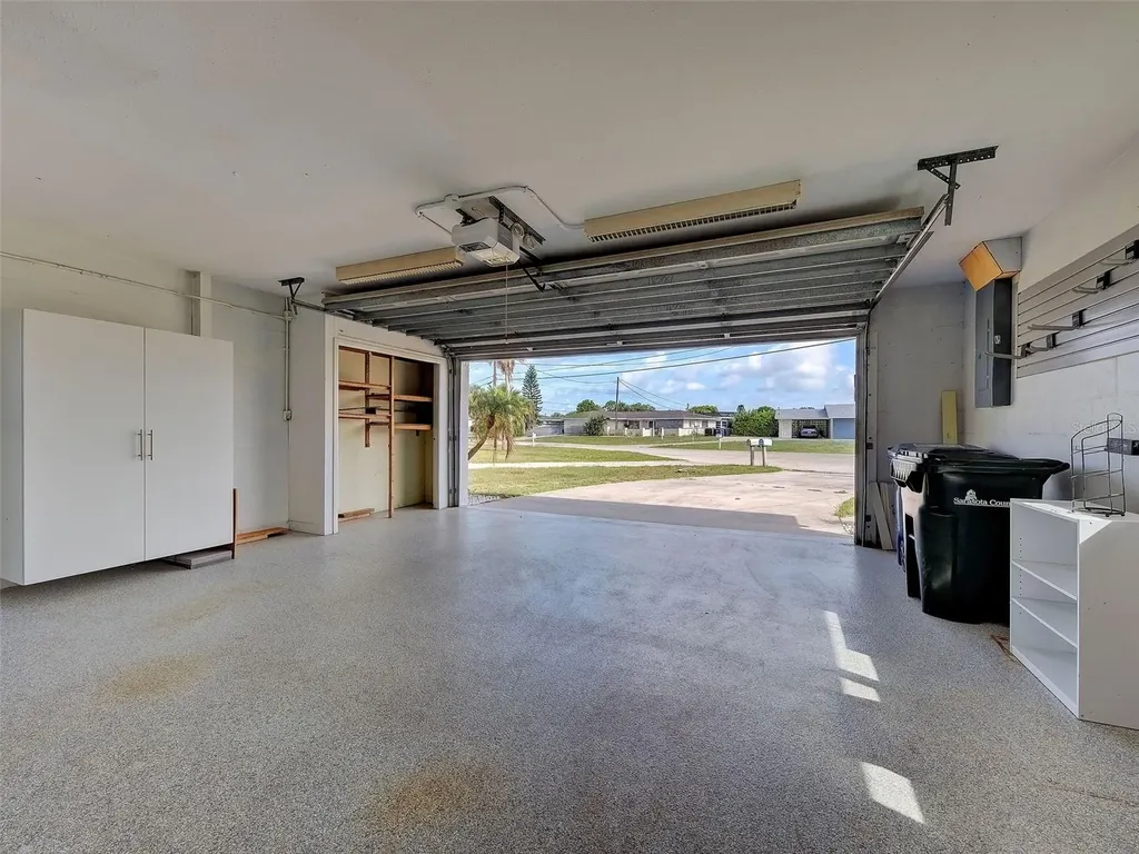 412 Pine Tree Terrace Venice FL 34293
