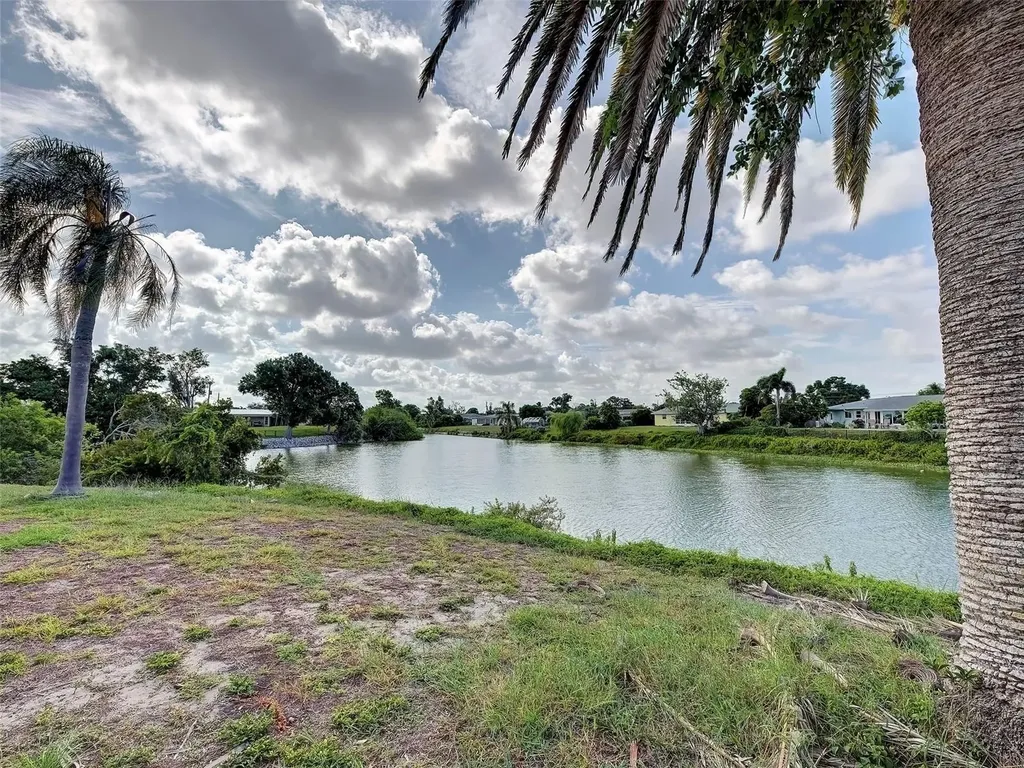 412 Pine Tree Terrace Venice FL 34293