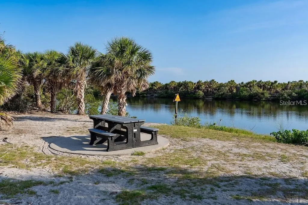 412 Pine Tree Terrace Venice FL 34293