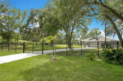 19616 Livingston Avenue Lutz FL 33559
