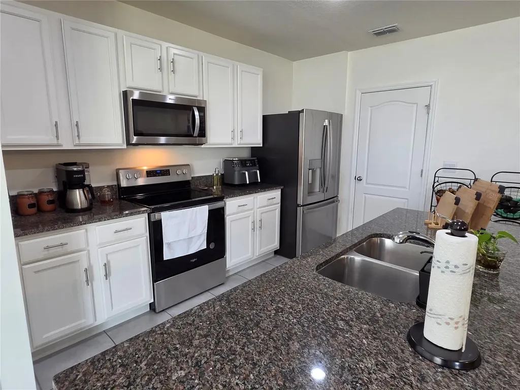 611 Grove Street Winter Haven FL 33881