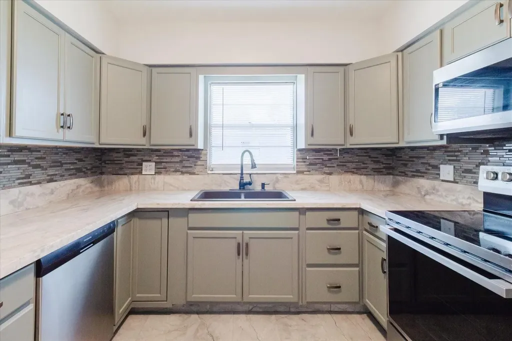 6212 Florida Circle W Apollo Beach FL 33572