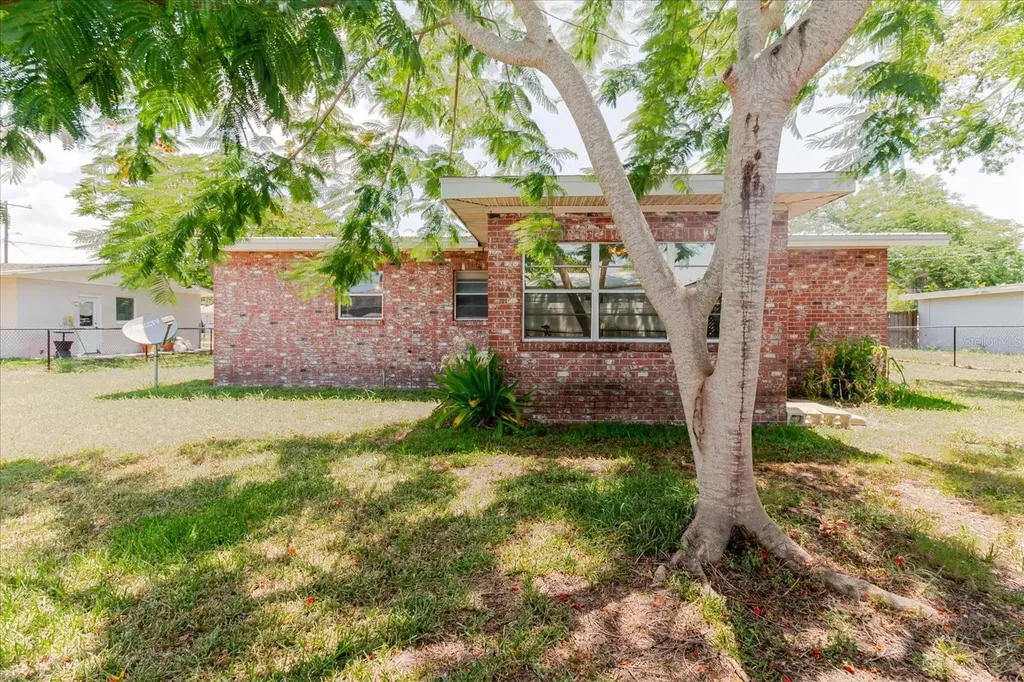 6212 Florida Circle W Apollo Beach FL 33572