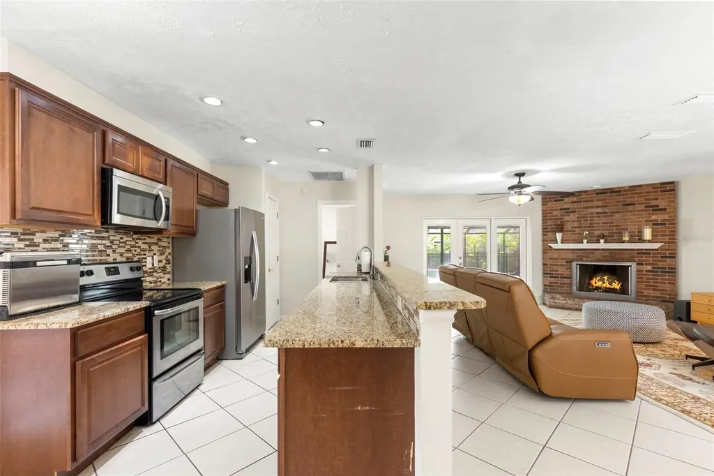 15701 Country Lake Drive Tampa FL 33624