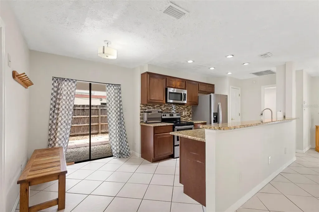 15701 Country Lake Drive Tampa FL 33624