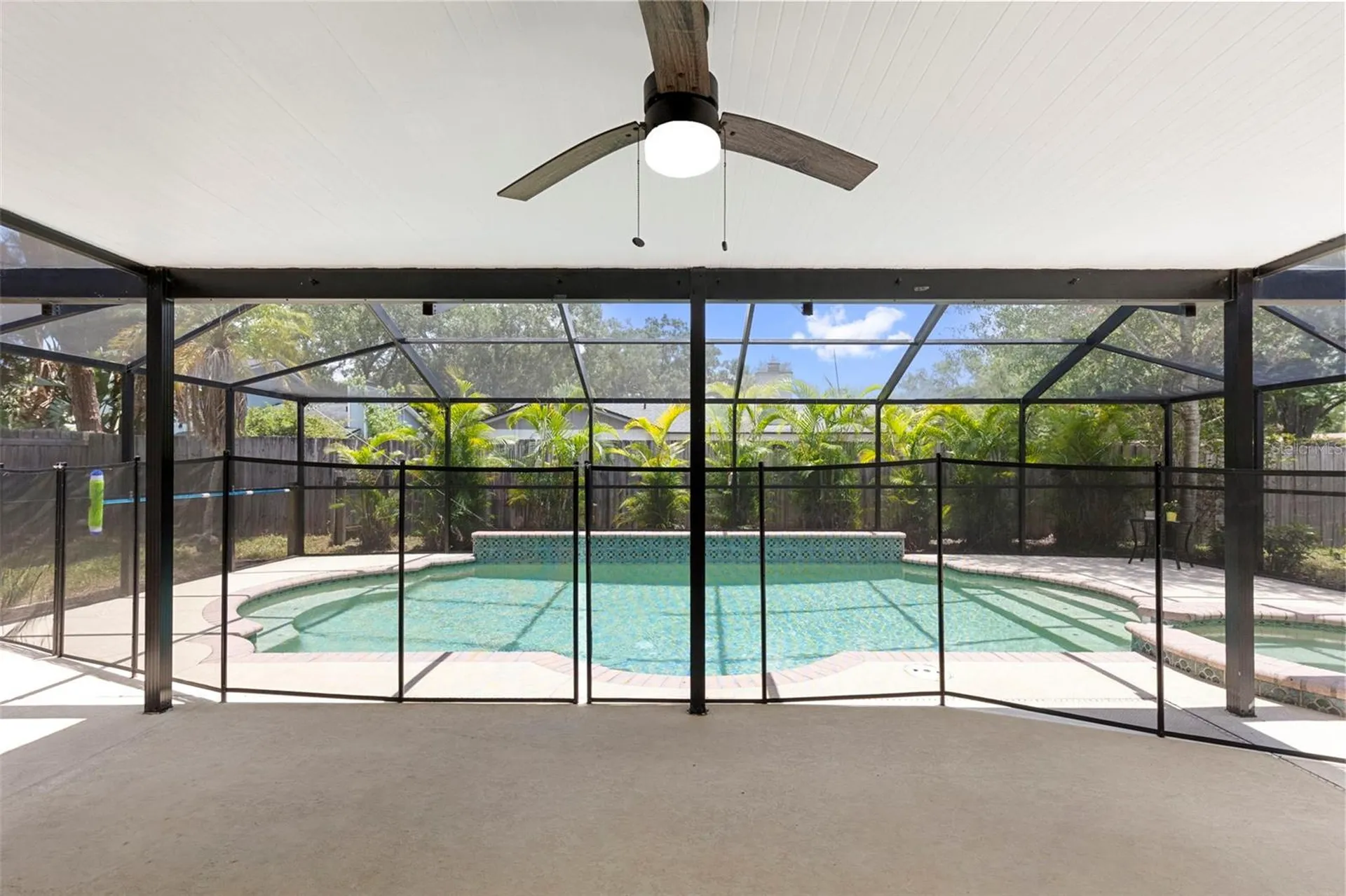 15701 Country Lake Drive Tampa FL 33624