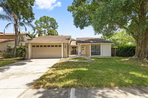 15701 Country Lake Drive Tampa FL 33624