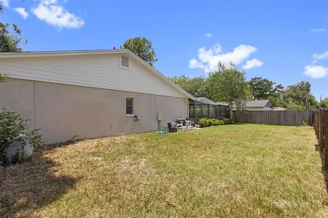 15701 Country Lake Drive Tampa FL 33624
