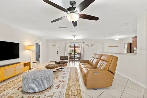 15701 Country Lake Drive Tampa FL 33624