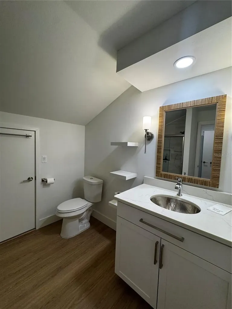 5312 Huntingwood Court Sarasota FL 34235