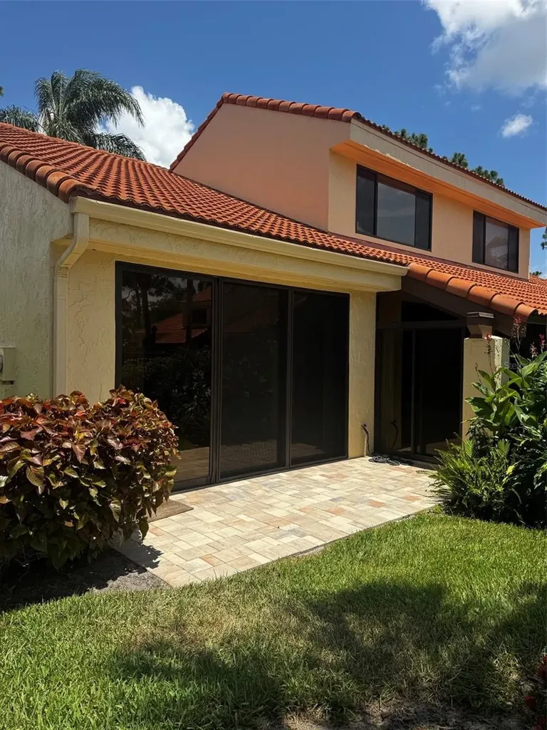 5312 Huntingwood Court Sarasota FL 34235